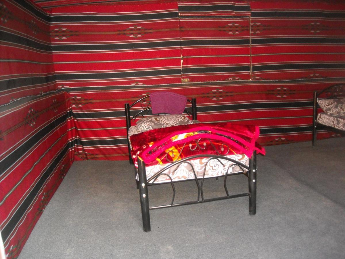 Bedouin House Camp Hotel Wadi Rum Exterior photo