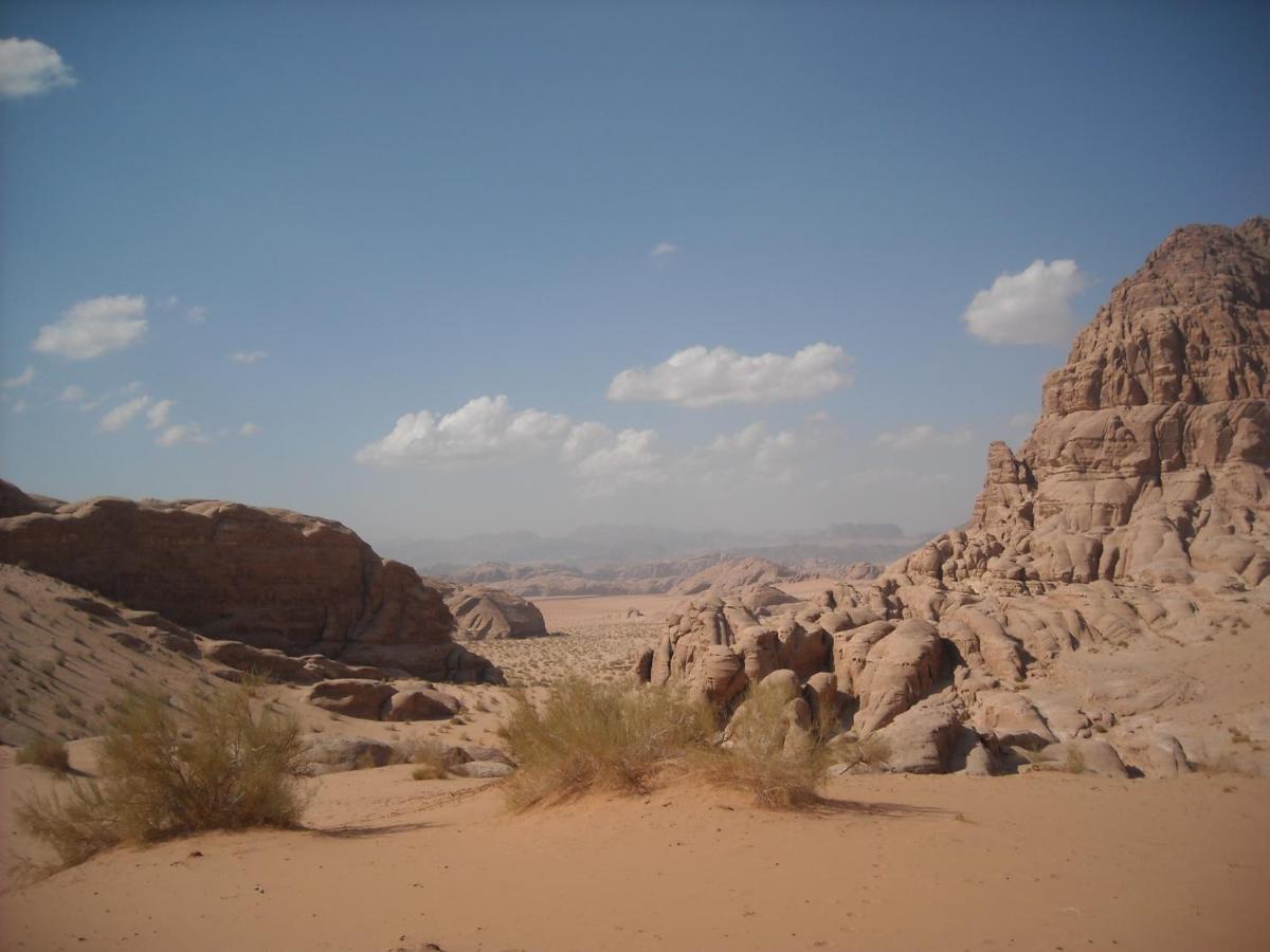 Bedouin House Camp Hotel Wadi Rum Exterior photo